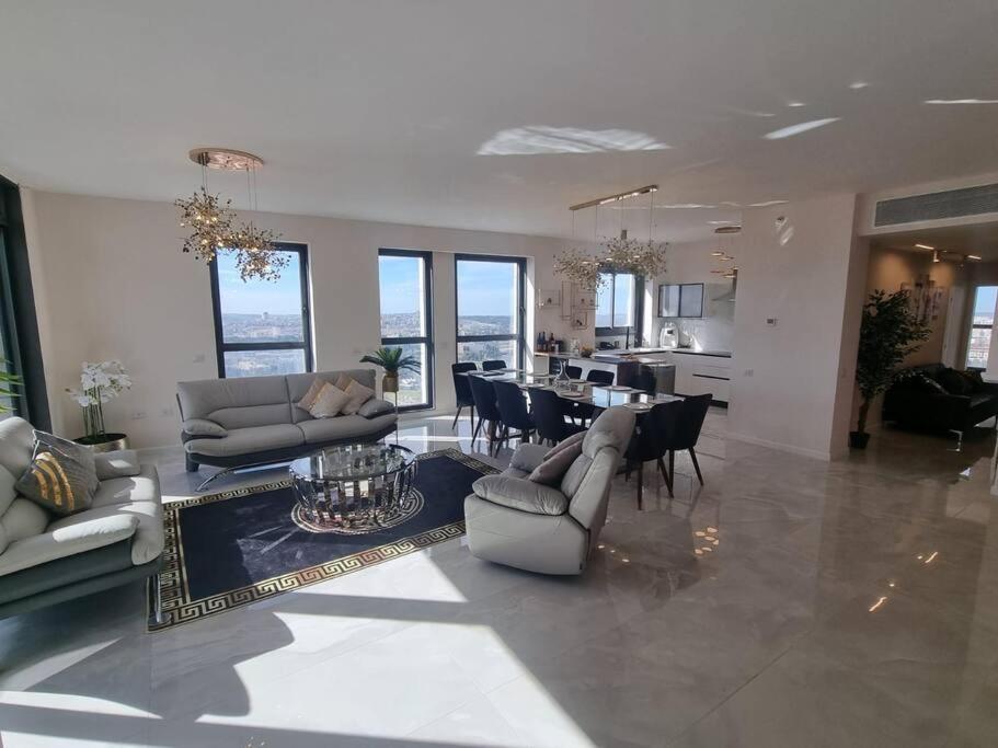 Jtower Royal Suites - The Penthouse - Alefimmoed Ιερουσαλήμ Εξωτερικό φωτογραφία